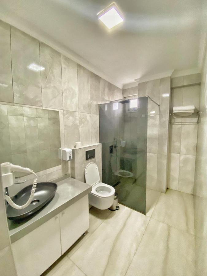 Deniz Hotel Kumburgaz Бююкчекмедже Екстериор снимка