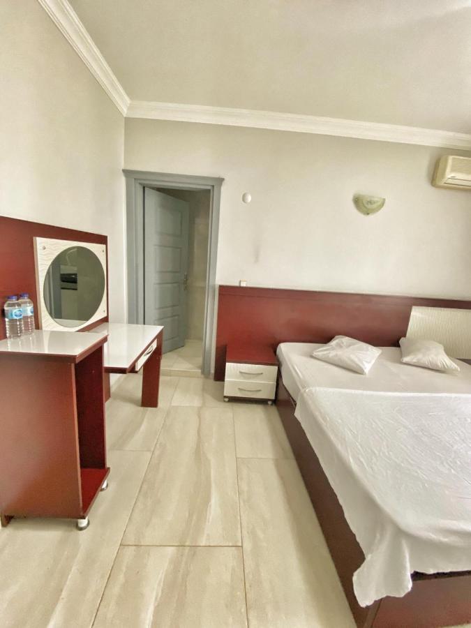 Deniz Hotel Kumburgaz Бююкчекмедже Екстериор снимка