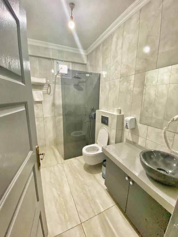 Deniz Hotel Kumburgaz Бююкчекмедже Екстериор снимка
