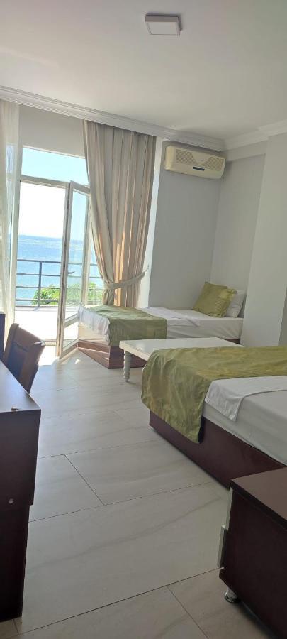 Deniz Hotel Kumburgaz Бююкчекмедже Екстериор снимка