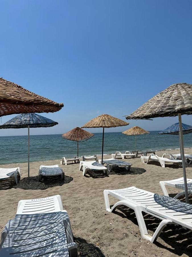 Deniz Hotel Kumburgaz Бююкчекмедже Екстериор снимка